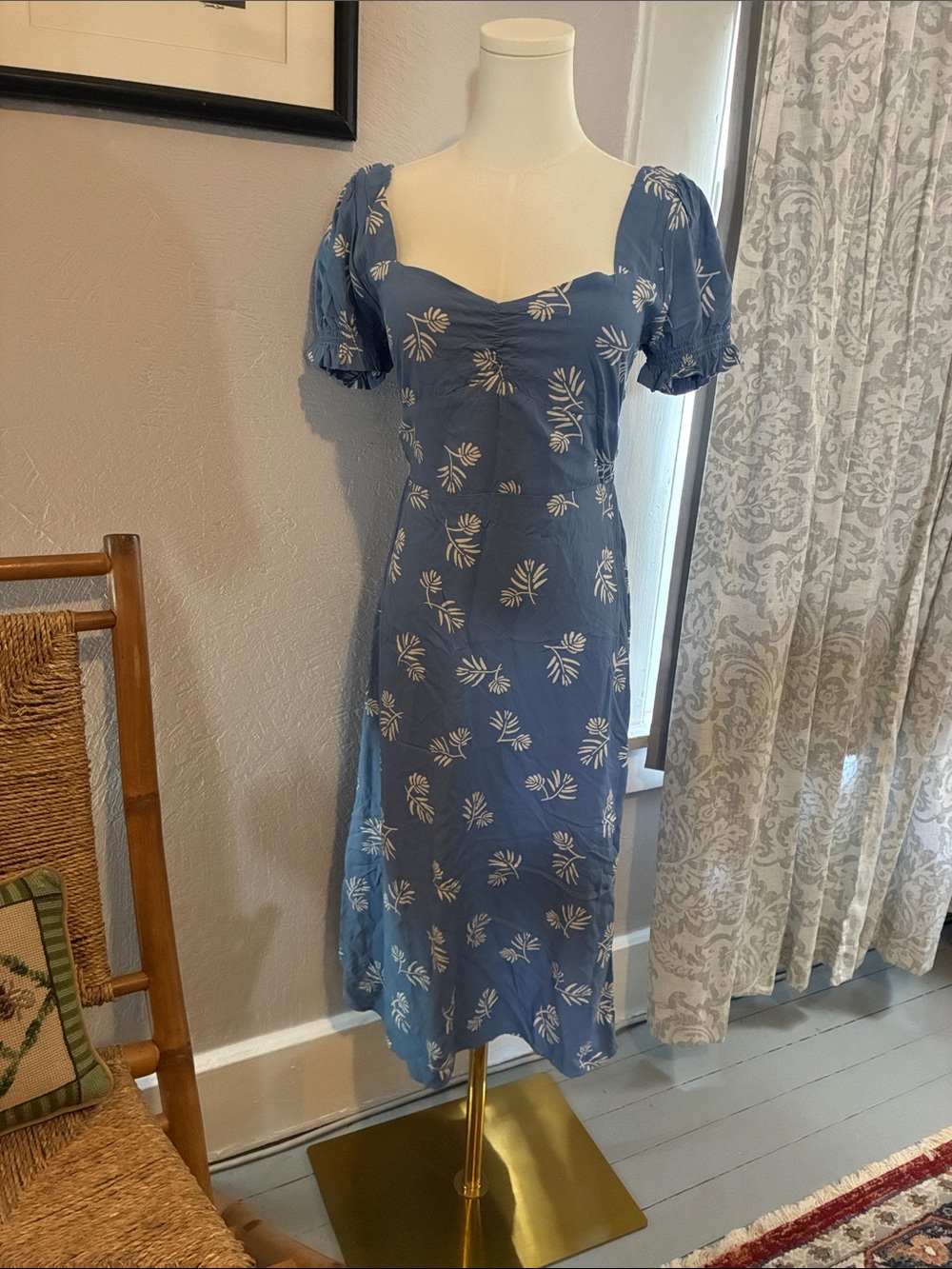 Billabong Blue Floral Sweetheart Midi Dress